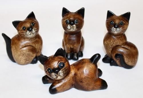 Katze, stehend