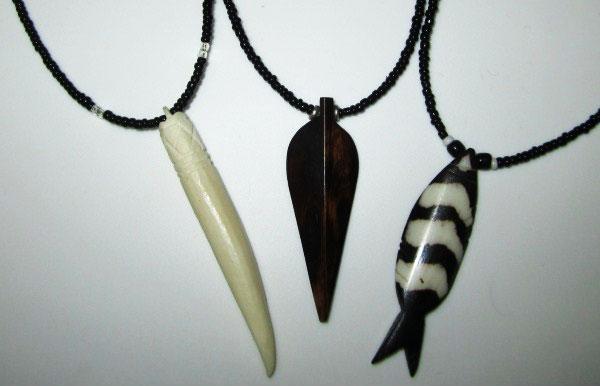 Kette mit Anhänger, 5 Stück
